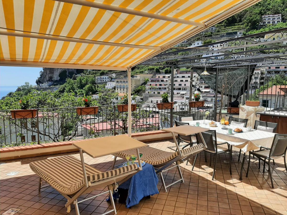 Casa Almary Apartment Amalfi Luaran gambar