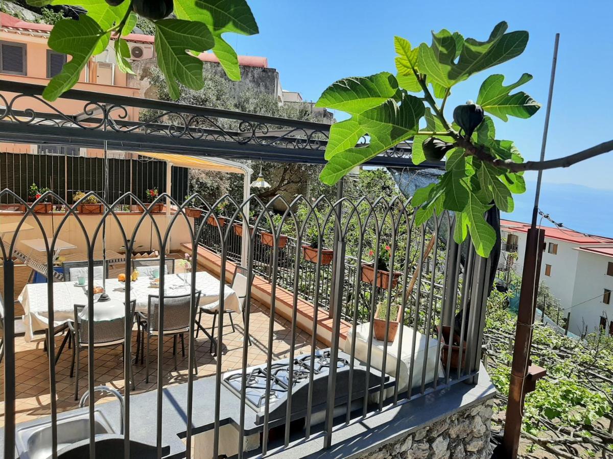 Casa Almary Apartment Amalfi Luaran gambar